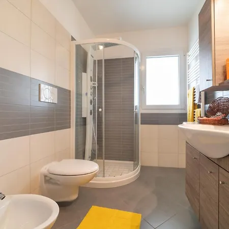 Lejlighed Elegant Monica Two Bedroom C6 Sleeps 6